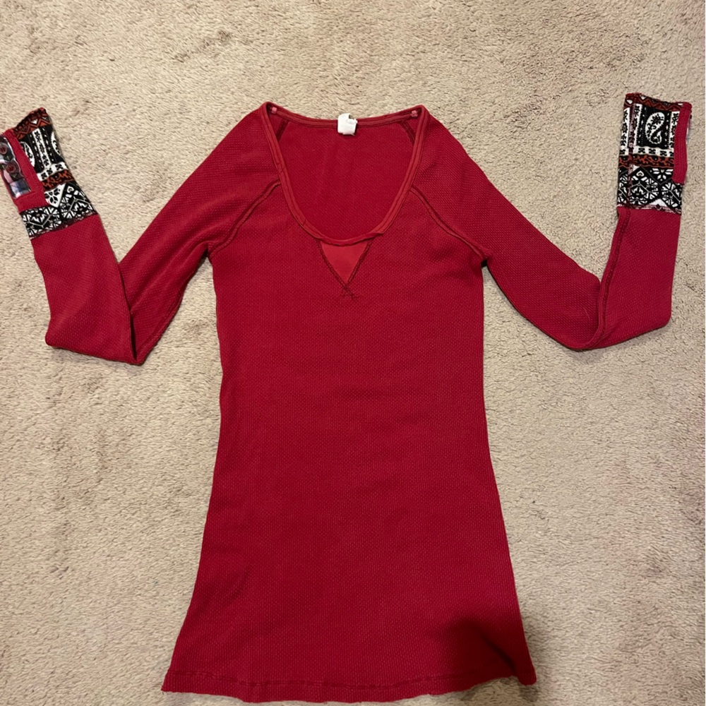 Free People Red Alpine Hippie Thermal Hyperactive Long Sleeve Patterned Cuffs